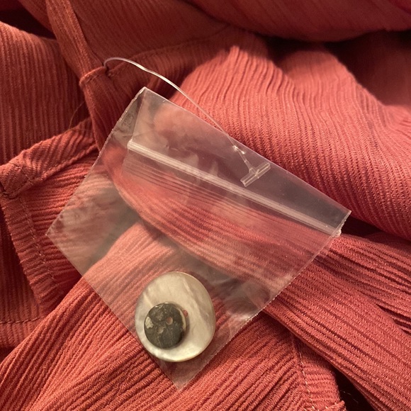 NWT Como Vintage Blouse Mother of Pearl Buttons Size XL - Picture 8 of 8